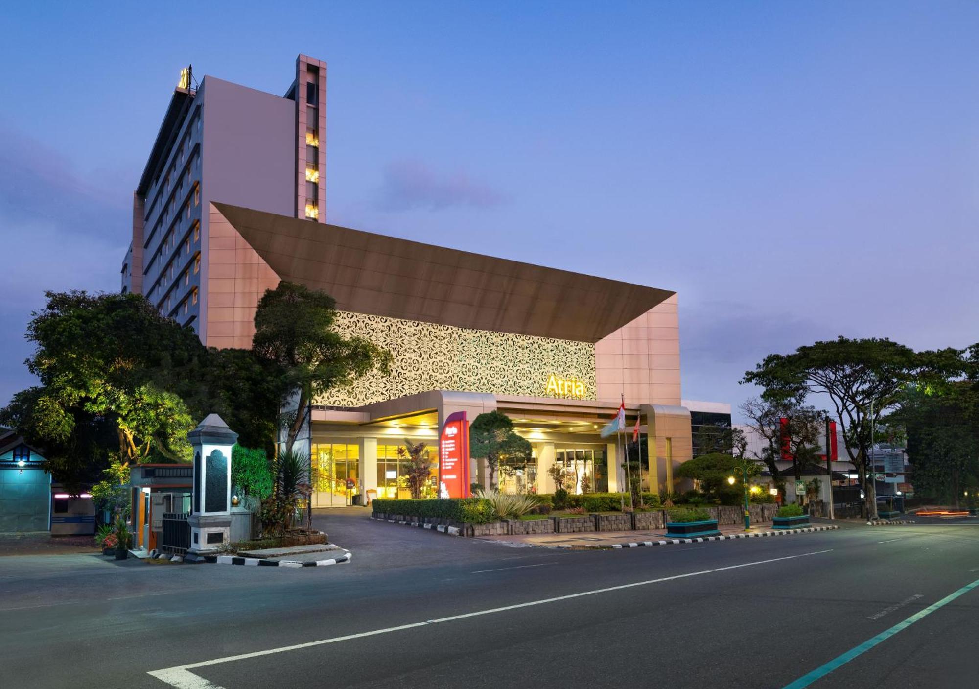 Atria Hotel Magelang Eksteriør bilde